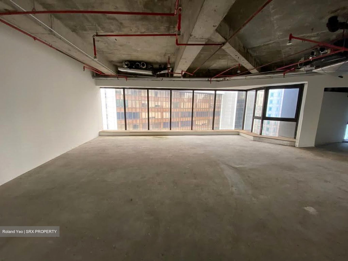 Tong Building (D9), Office #629193631